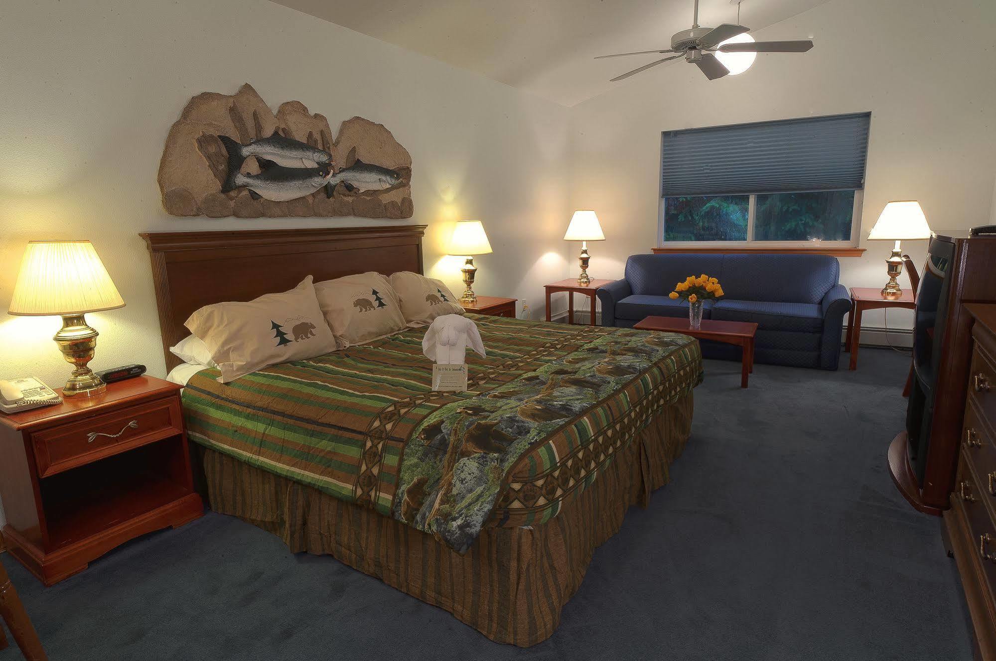 Frontier Suites Hotel In ג'ונו מראה חיצוני תמונה